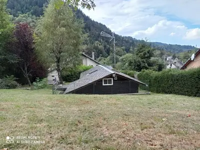 Vue générale sur la montagne ou vue sur la montagne depuis le chalet