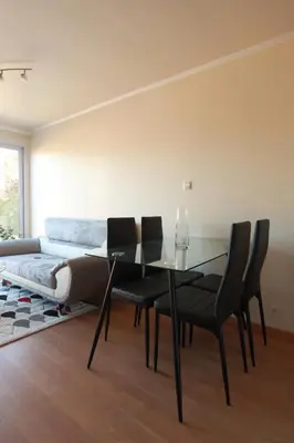 Coin salon dans l'établissement les Tours de Bombel