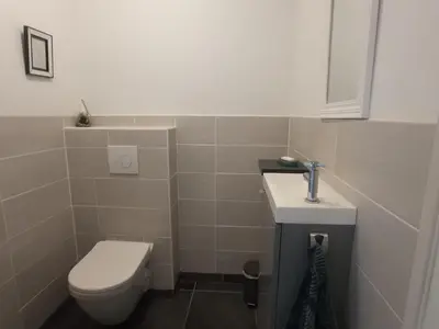 Salle de bains dans l'établissement La Masquénada 85 m2, neuve, moderne, confort avec grand garage