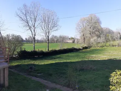 Jardin de l'établissement Le Nid des Avezous