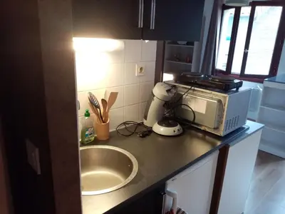 Cuisine ou kitchenette dans l'établissement Appartement double centre de LIMOGES