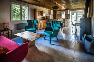 Coin salon dans l'établissement Gîte Jardin - Broussas Beach - Stay In Vassivière