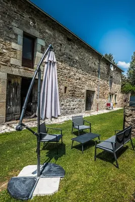 Jardin de l'établissement Gîte Jardin - Broussas Beach - Stay In Vassivière