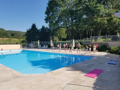 Piscine de l'établissement Chalets et mobilhomes les Tourterelles ou située à proximité