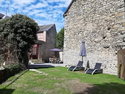 Jardin de l'établissement Luxe gîte met authentieke kamers in de Creuse, France