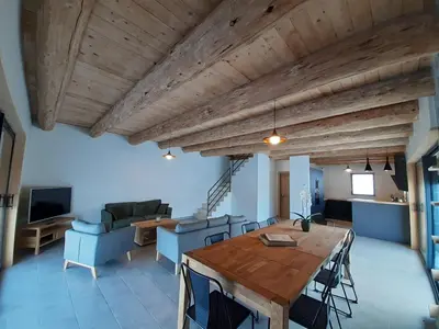 Télévision ou salle de divertissement dans l'établissement Les Burons du Mont-Dore