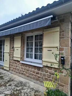 Bâtiment de le séjour chez l'habitant