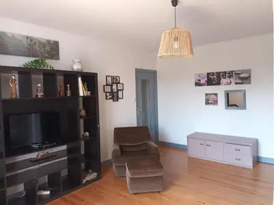 Plan de l'établissement Appartement chaleureux de 82M2 proche de Vulcania