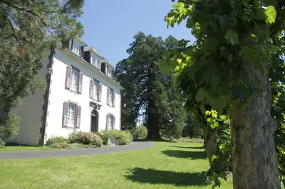Jardin de l'établissement HOSTELLERIE LA BRUYERE