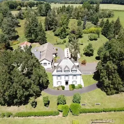 HOSTELLERIE LA BRUYERE