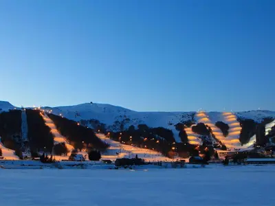 Vue générale sur la montagne ou vue sur la montagne depuis l'appartement