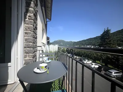 Vue générale sur la montagne ou vue sur la montagne depuis l'appartement