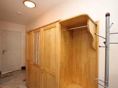 Salle de bains dans l'établissement Mont-Dore T2 avec balcon et accès WIFI pour 4 personnes - FR-1-608-86