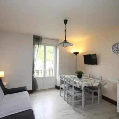 Mont-Dore T2 avec balcon et accès WIFI pour 4 personnes - FR-1-608-86