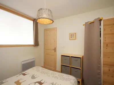 Un ou plusieurs lits dans un hébergement de l'établissement Mont-Dore: Agréable T2 avec Wifi et Box TV - FR-1-608-90