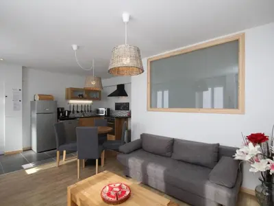 Cuisine ou kitchenette dans l'établissement Mont-Dore: Agréable T2 avec Wifi et Box TV - FR-1-608-90