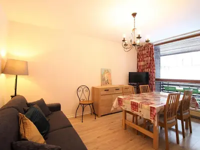 Télévision ou salle de divertissement dans l'établissement Mont-Dore: T2 avec Balcon, Parking Couvert, 4 pers. - FR-1-608-109