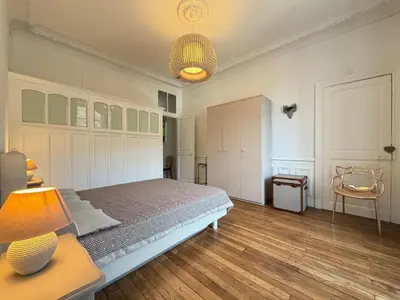 Un ou plusieurs lits dans un hébergement de l'établissement Appartement T2 au Mont-Dore, 4 pers, vue montagne - FR-1-608-108