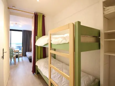 Un ou plusieurs lits dans un hébergement de l'établissement Studio avec balcon au Mont Dore, pour 4 personnes - FR-1-608-137