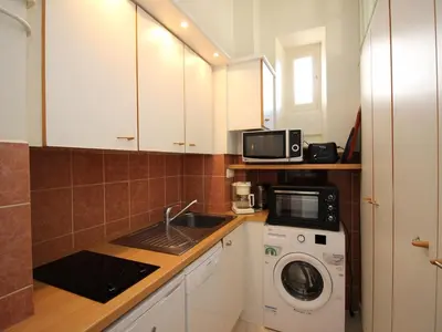 Cuisine ou kitchenette dans l'établissement Appart. T2 au Mont-Dore, 4 pers., parc et montagne - FR-1-608-115