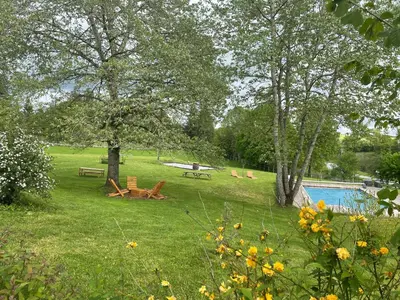 Jardin de l'établissement Maison d'hôtes Ourdeaux et Gite Chez Rouchon