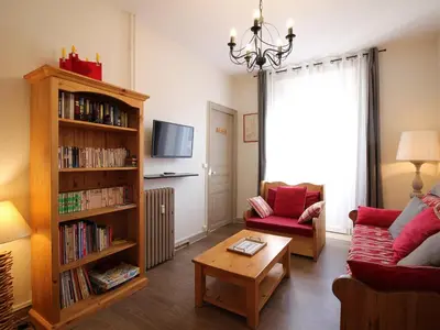Bibliothèque dans l'appartement