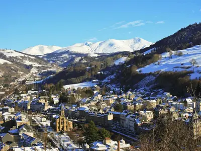 Vue générale sur la montagne ou vue sur la montagne depuis l'appartement
