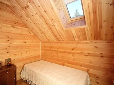Plan de l'établissement Chalet 3 étoiles au Mont-Dore pour 6 pers. avec terrasse et vue sur le Sancy - FR-1-608-10