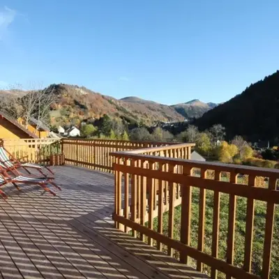 Chalet 3 étoiles au Mont-Dore pour 6 pers. avec terrasse et vue sur le Sancy - FR-1-608-10