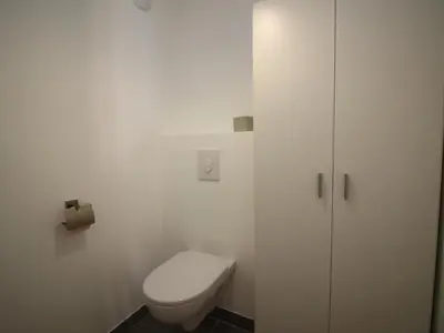 Salle de bains dans l'établissement Charmant T2 avec Wifi et parking au Mont-Dore - FR-1-608-45