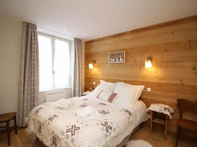 Un ou plusieurs lits dans un hébergement de l'établissement Beau T2 avec terrasse, parking et wifi à 300m des thermes - FR-1-608-98