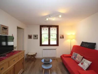 Coin salon dans l'établissement Charmant T2 au Mont-Dore avec Garage Double et WiFi - FR-1-608-114