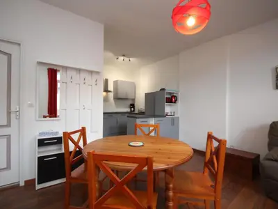 Plan de l'établissement Mont-Dore : Beau T2 en Hyper Centre avec WIFI - FR-1-608-163