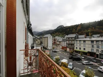 Plan de l'établissement Mont-Dore : Beau T2 en Hyper Centre avec WIFI - FR-1-608-163
