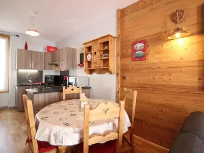 Cuisine ou kitchenette dans l'établissement Charmant T2 Bis avec Vue au Mont-Dore, Animaux admis - FR-1-608-182
