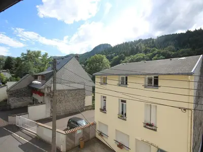 Vue générale sur la montagne ou vue sur la montagne depuis l'appartement