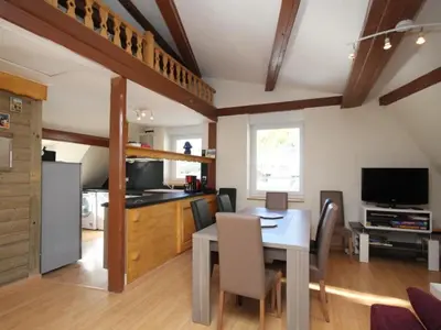 Cuisine ou kitchenette dans l'établissement LE MONT DORE - T3 proche centre, 5 pers - FR-1-608-180