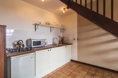 Cuisine ou kitchenette dans l'établissement Domaine Leyvinie, gite Chardonnay, close to Dordogne
