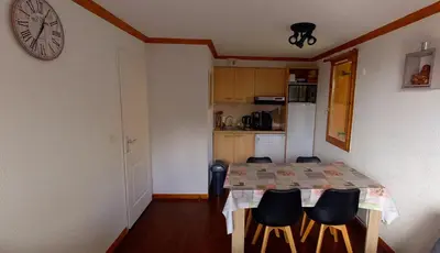 Cuisine ou kitchenette dans l'établissement superbesse Appartement 4-6 pers. 2 ch. Dans résidence 3 étoile avec piscine