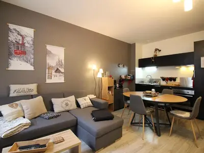 Coin salon dans l'établissement Mont-Dore Centre - Charmant T2 Bis avec WIFI - FR-1-608-47