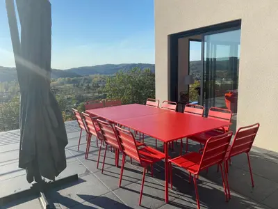 Vue générale sur la montagne ou vue sur la montagne depuis la villa