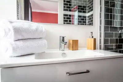 Salle de bains dans l'établissement Le Temps Éternel - 1 chambre