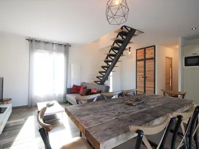 Plan de l'établissement Maison confortable à La Bourboule - 8 pers, vue dégagée, parking, moderne, proche centre - FR-1-608-203