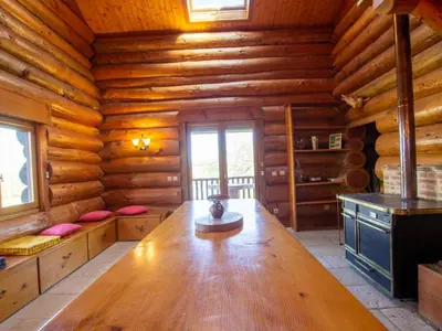 Plan de l'établissement Chalet confortable au bord d'un étang à Dussac - FR-1-616-72