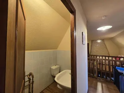 Salle de bains dans l'établissement Charmante maison périgourdine en pierres, animaux admis - FR-1-616-88