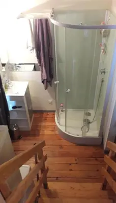 Salle de bains dans l'établissement Les mélèzes