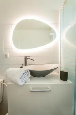 Salle de bains dans l'établissement Le Cocon Urbain - 1 Chambre