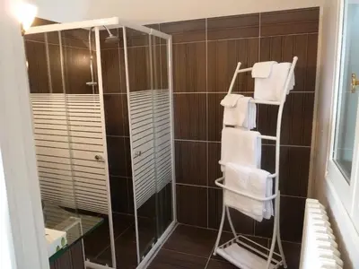 Salle de bains dans l'établissement Chambres d'hôtes Le Saleix