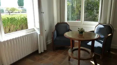 Coin salon dans l'établissement Chambres d'hôtes Le Saleix