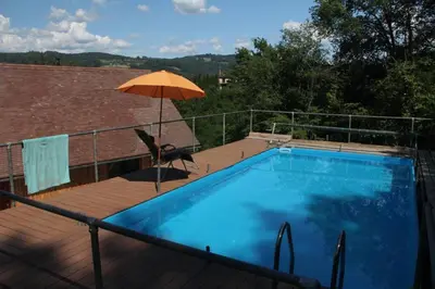 Piscine de l'établissement Het gevoel van vrijheid tussen bos en dorp ou située à proximité